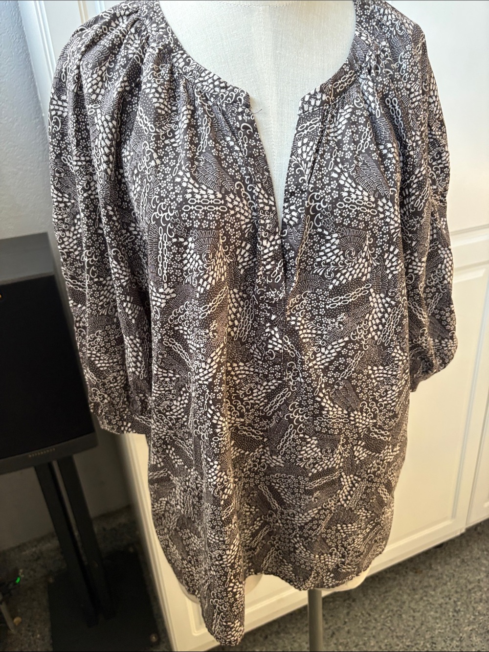 Treasure & Bond Brown and White Printed Peasant Blouse